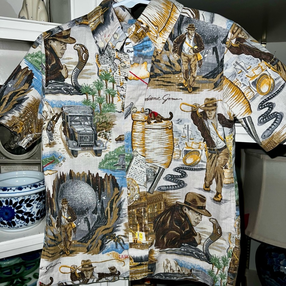 Indiana Jones boys Hawaiian style shirt